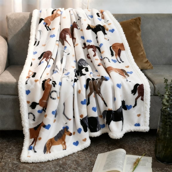 DAMAI Rustic Horse and Heart Blanket, Plush Soft Lightweight Warm Cozy Flannel 60×50 inch Throw Blanket with Western Equine Pattern for Bed/Couch/Office/Camping