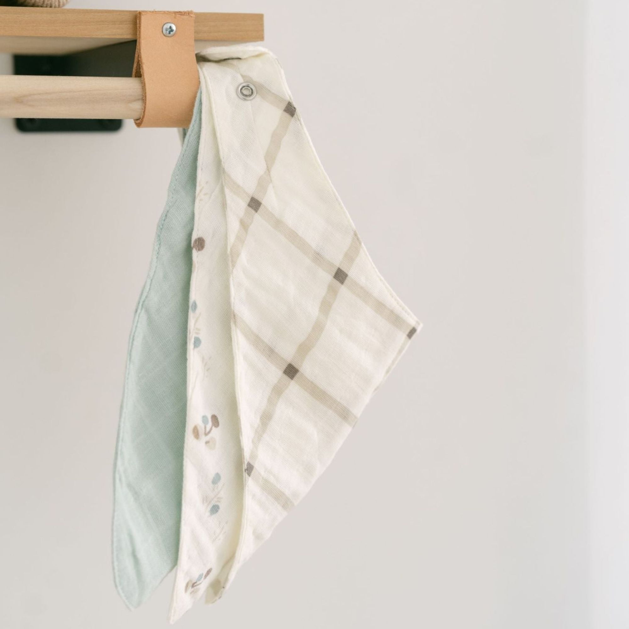 Crane Baby Organic Cotton 3-Piece Adjustable Fit Bandana Baby Bib Set, White, Unisex Baby Bibs