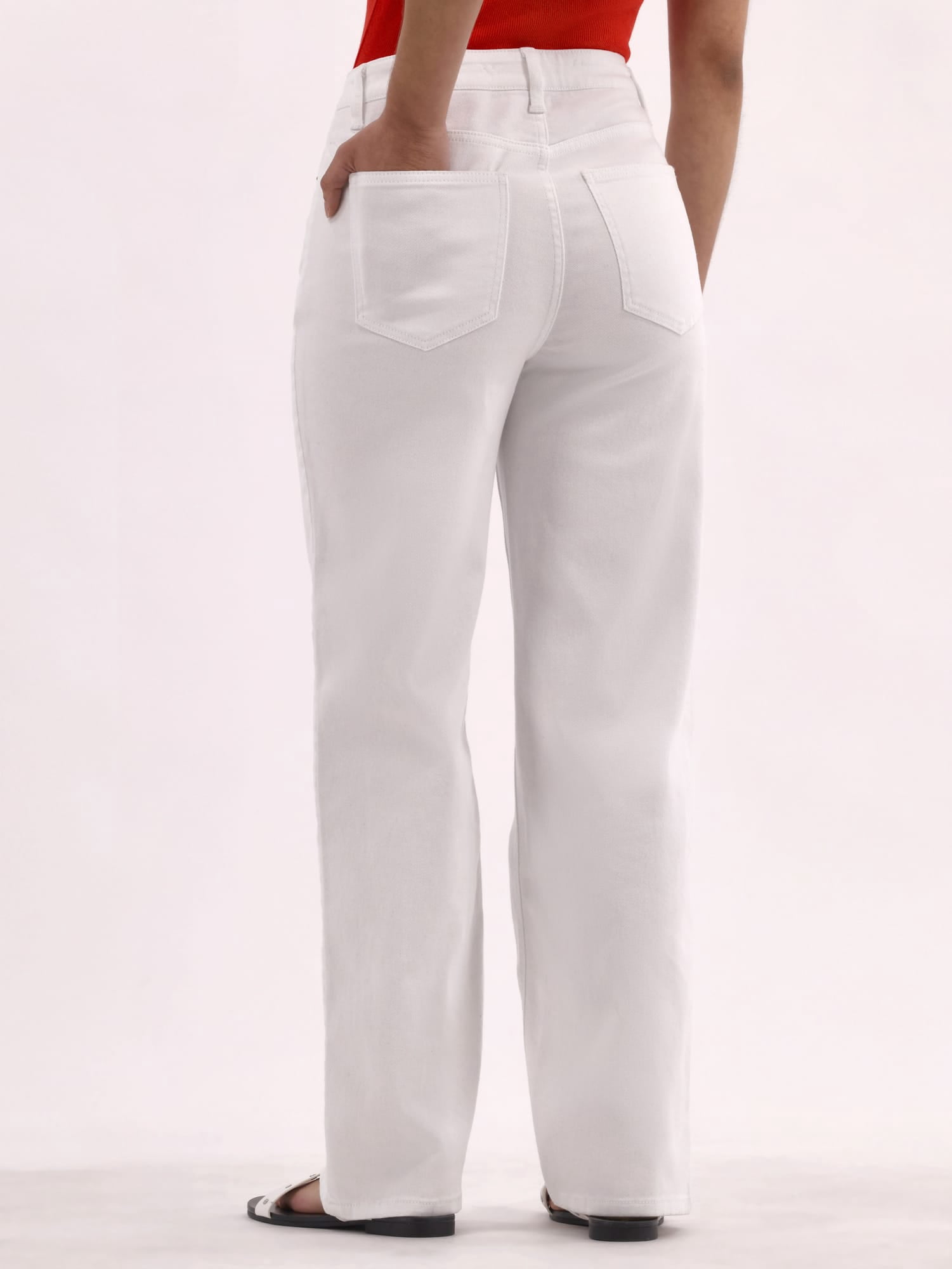 No Boundaries Women's Plus High-Rise Straight Leg Jeans, 30” and 32" Inseam, Sizes 00-24W