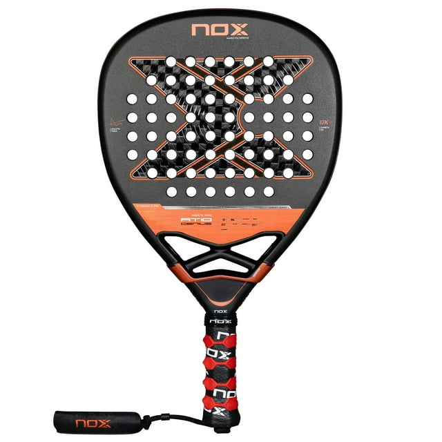 Pala Padel NOX AT10 Genius Attack 12K Agustin Tapia Confortable y Fiable