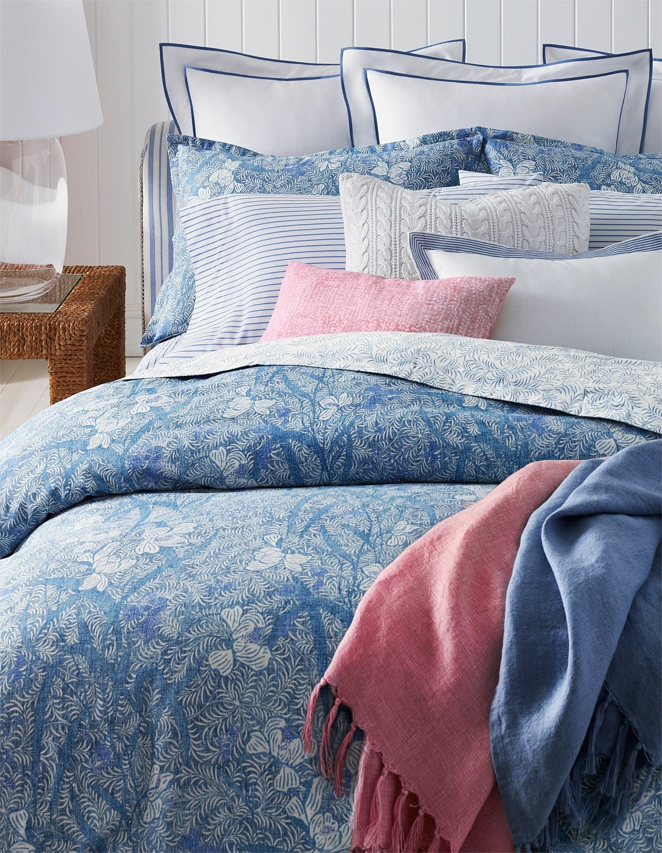 Ralph Lauren Meadow Lane Kaley King Comforter Blue Multi