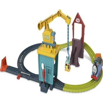 Thomas & Friends Fix 'em Up Friends Toy Train Set with Carly, Sandy and Motorized Thomas