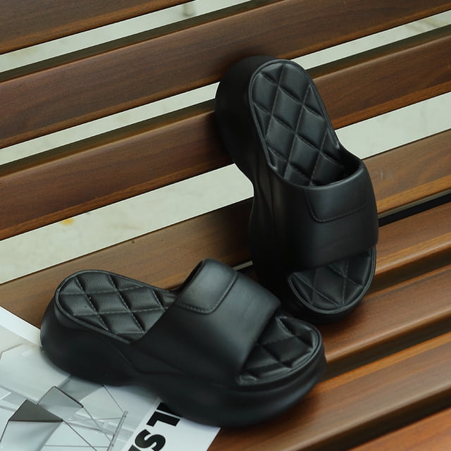 Zapatillas de plataforma gruesas para mujer, sandalias de moda con suela de EVA, antideslizantes, informales, para playa, tacones altos, de plástico, Chinelos