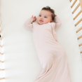 thumbnail image 2 of Saco de dormir KYTE BABY L 18-36M Rayón de bambú 2.5 Tog Blush, 2 of 6