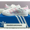 thumbnail image 2 of Adi - das Superstar Cloud GS White Clear Pink Floral Embroidery IG7015 Size 7Y, 2 of 6