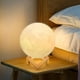 thumbnail image 2 of Lámpara de luna, luz de noche, lámpara de noche impresa en 3D, con soporte, control remoto/táctil y recargable por USB, ideal para niñas y niños (10 cm), 2 of 5