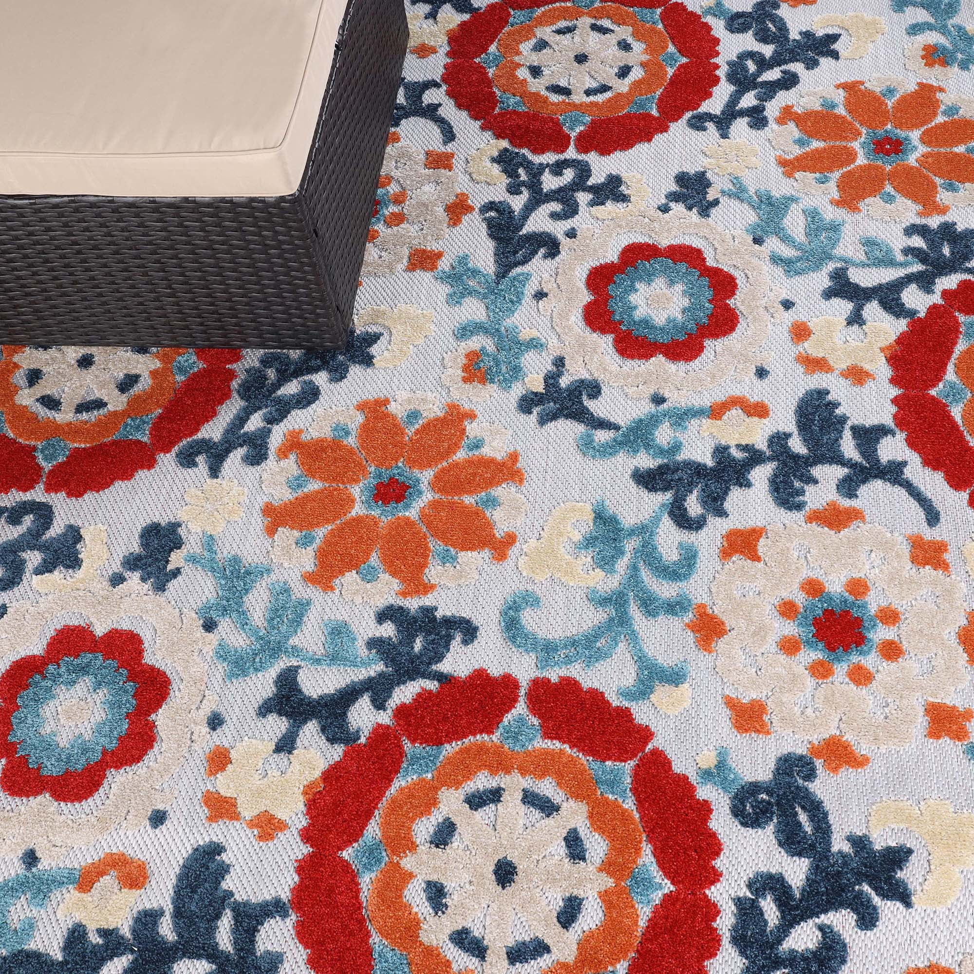 BNM Floral Scroll Indoor Outdoor Area Rug, 4' x 6', Multicolor