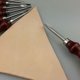thumbnail image 5 of Herramienta de corte de biselado de borde para manualidades de cuero DIY con mango de madera de 1,5mm, 5 of 5