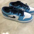thumbnail image 2 of Size Boys 6Y Women’s 7.5 - Jo r-dan 1 Low UNC 2021 Black/University Blue/White, 2 of 6