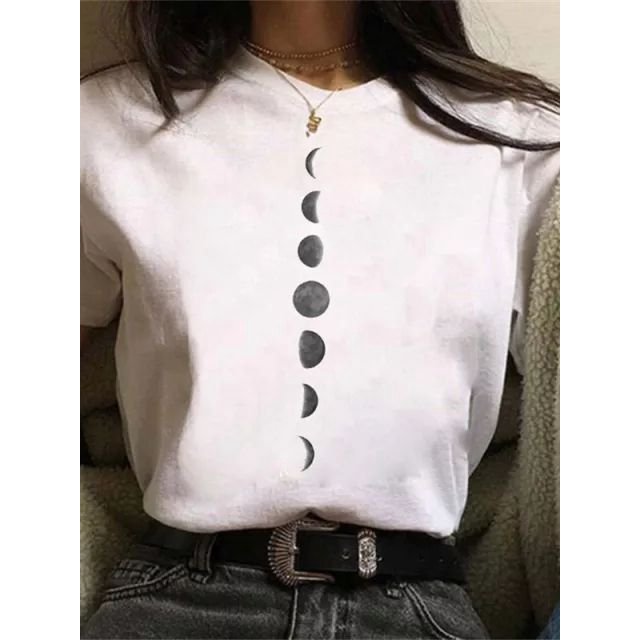 Maycaur, nueva y divertida camiseta con estampado de luna, camisas blancas y negras para mujer, camiseta de manga corta con cuello redondo a la moda, camisetas de verano, camiseta informal Tan Jianjun unisex