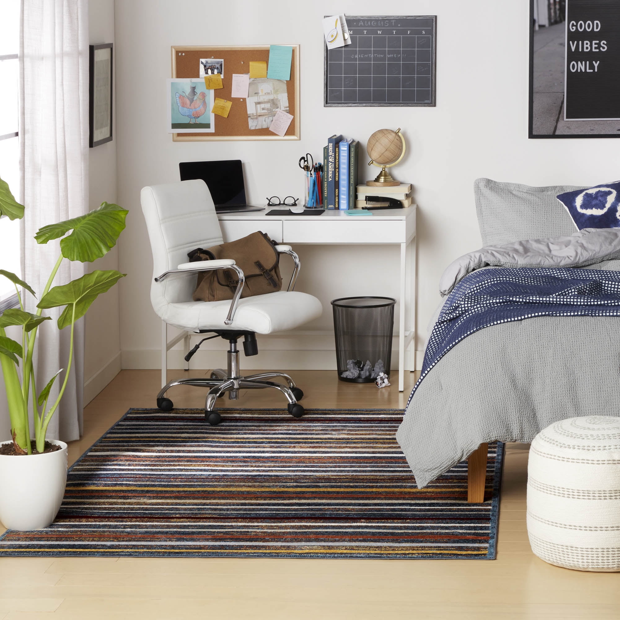 Everwash™ Treasure Striped Modern Machine Washable Area Rug, Blue/Yellow, 5'2"x7'2"