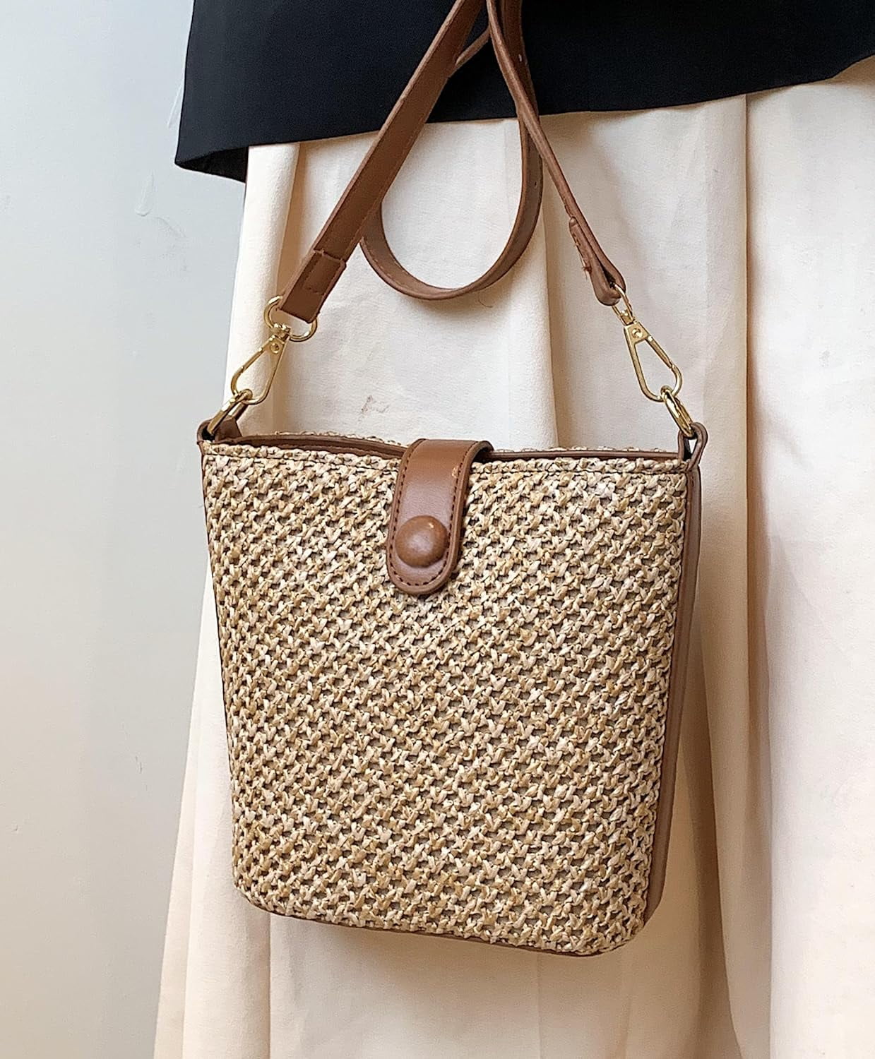 CAILDANL Women Straw Crossbody Bag Beach Handmade Rattan Shoulder Bags Hand Woven Leather Straps Straw Clutch Purse Vacation