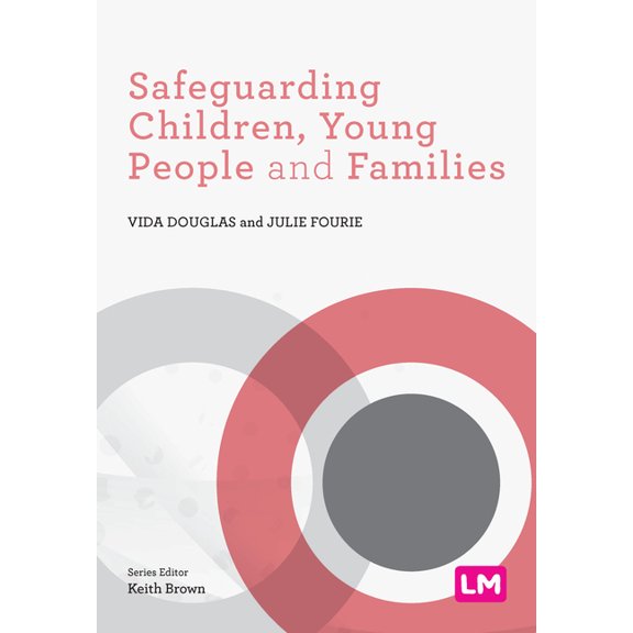 Post-Qualifying Social Work Practice Safeguarding Children, Young People and Families, (Paperback)