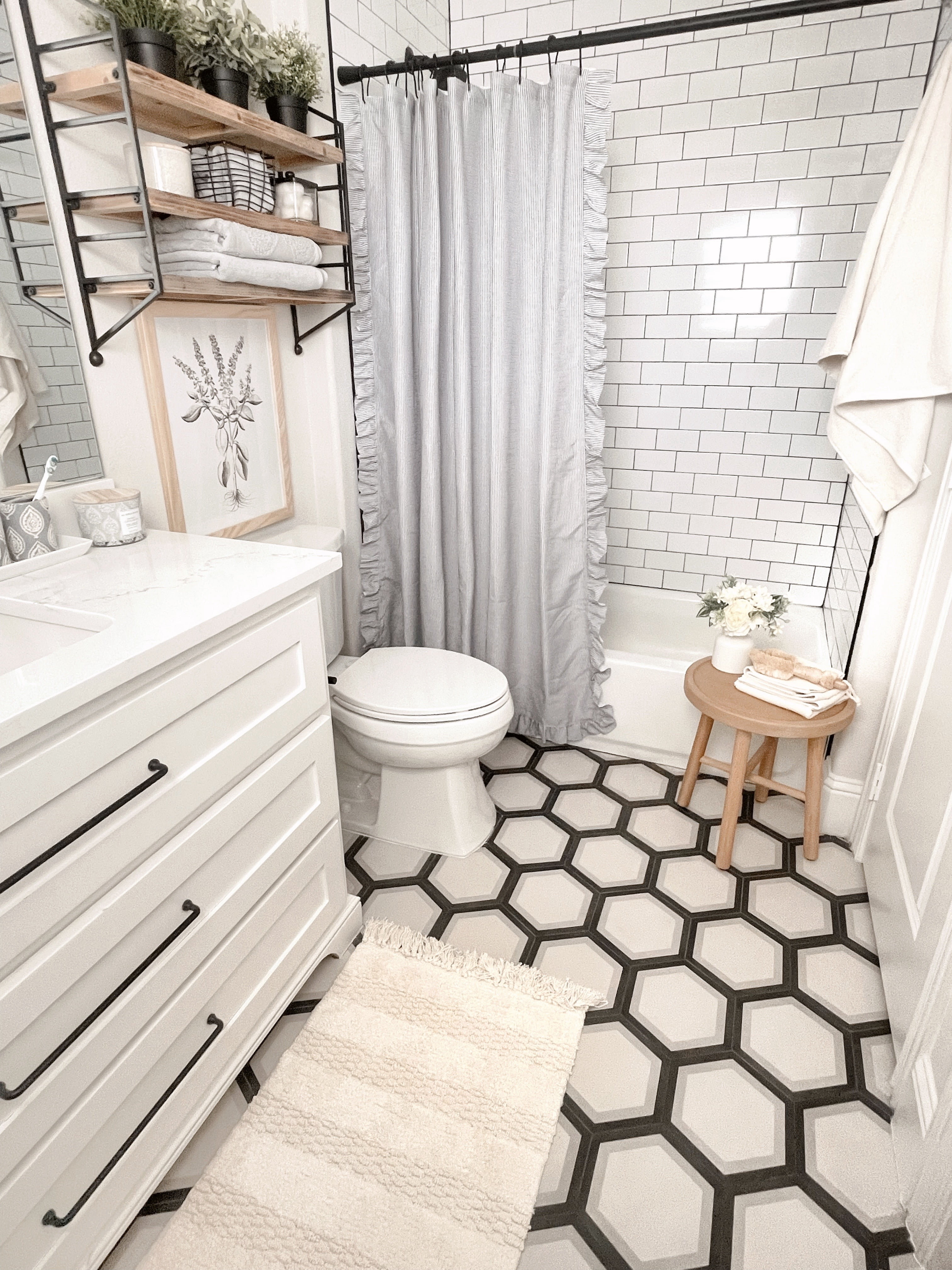 My Texas House Lancaster Fringe Cotton Bath Rug , Ivory, 20" x 32"