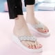 thumbnail image 4 of EeaseMX 1 par de zapatos de playa antideslizantes con suela antideslizante y diseño de diamantes de perla para mujer (blanco, talla 39, 24,5 cm, 7,5 EE. UU., 5 UK, 38,5 UE, 9,6285 pulgadas), 4 of 8