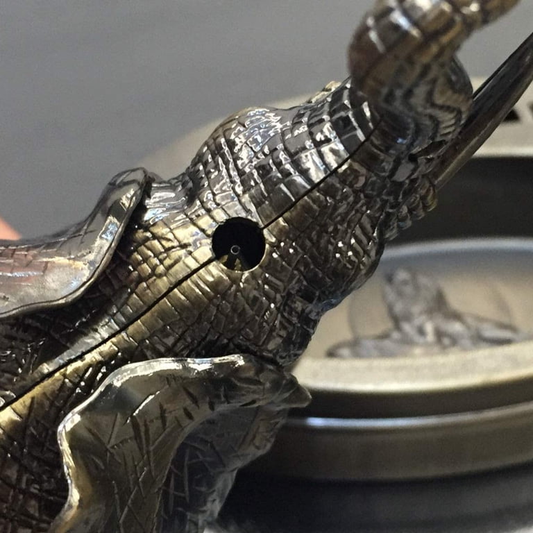 Piioket Elephant Shaped Cigarette Cigar Lighter Refillable Butane Gas  Normal Flame Lighter with Ashtray Ash Tray