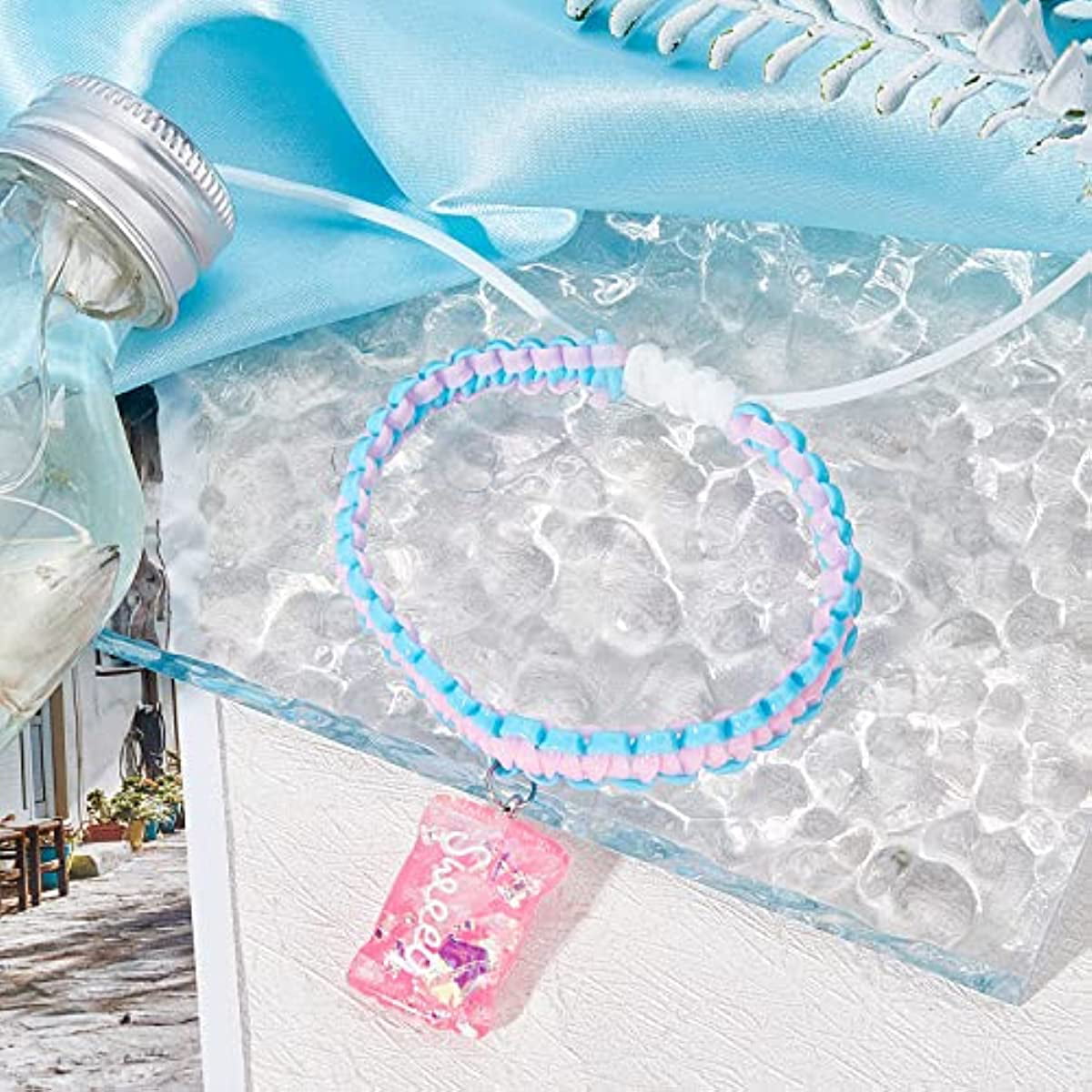 20 Bundles Lanyard String Kit, Gimp Bracelet Making Kit Boondoggle String  Plastic Lacing Cord with 200 Beads, 20 Pendant,Gimp String Kit for DIY