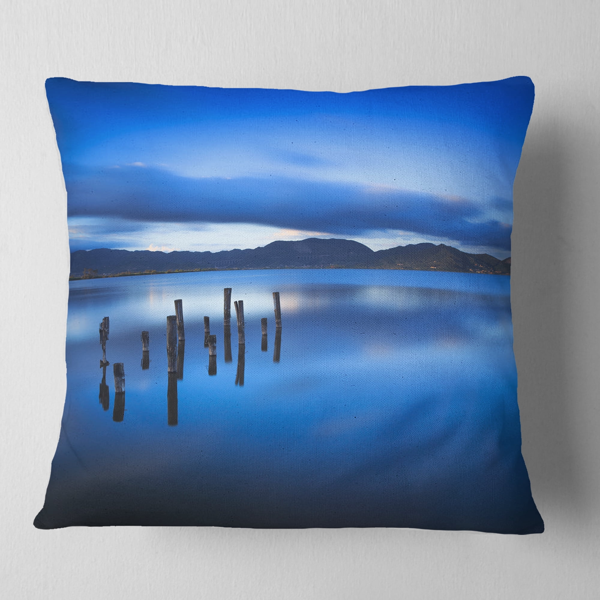 Designart Blue Clouds at Evening - Seascape Throw Pillow - 16x16