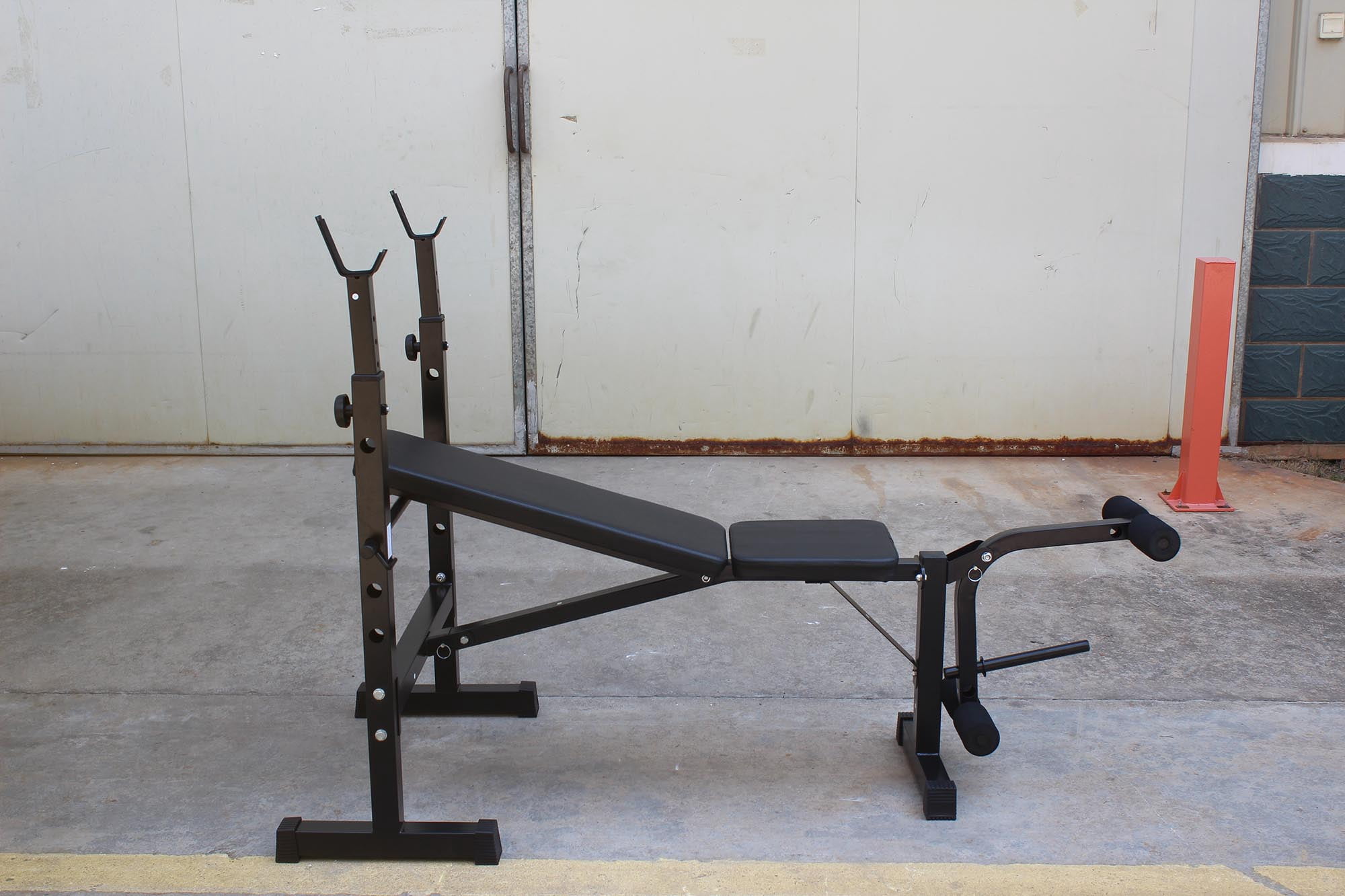 Versatile Home Gym Bench & Squat Rack Combo Adjustable Rack Levels & Bench Angle Foldable Design Full-Body Workout Black.