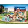 thumbnail image 3 of Playmobil Caballos de la Cascada - Set de Juego de Terapia Ecuestre y Veterinaria 28x24x24 cm, 3 of 8