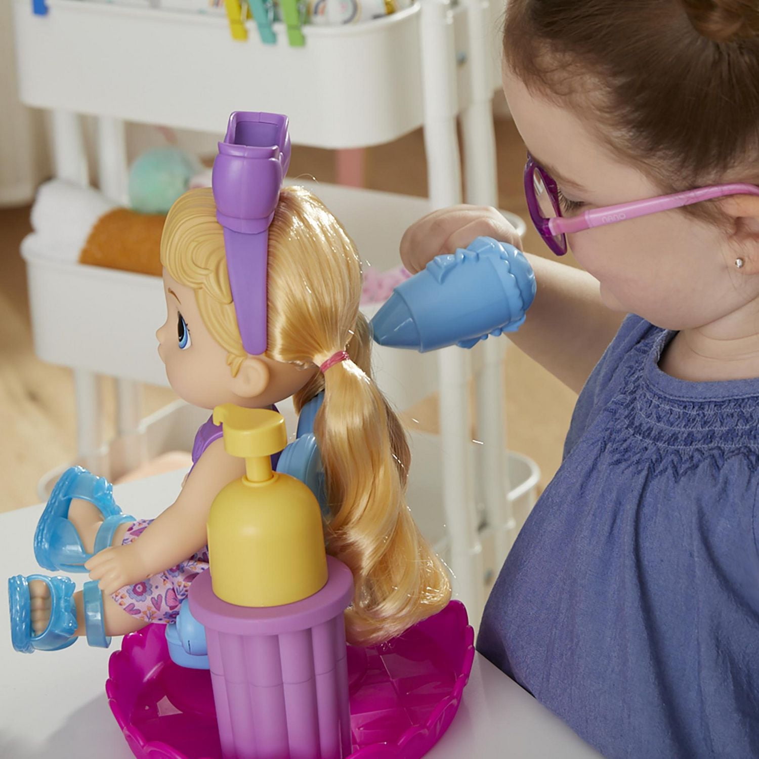 Baby Alive Sudsy Styling Doll, 12-Inch Toy for Kids 3 and Up, Salon Baby Doll Accessories, Bubble Solution, Blonde Hair, For ages 3+