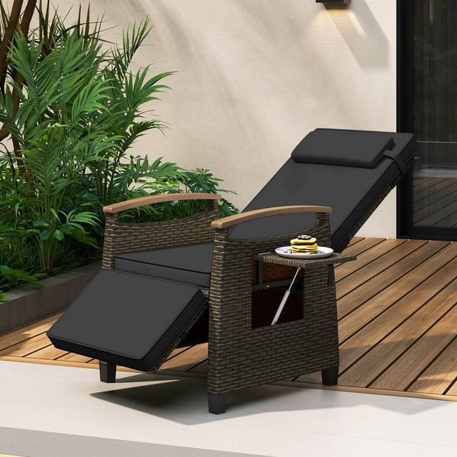 Costway Fauteuil Inclinable en Osier pour Patio, 1 Pce, avec Dossier et Repose-Pieds Réglables, Table d'Appoint Rabattable