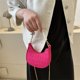 thumbnail image 3 of Bolso de mano para mujer, Bolso de fieltro para axilas, Bolso de media luna perlado, Bolso de mano sólidos (rojo rosa), 3 of 6