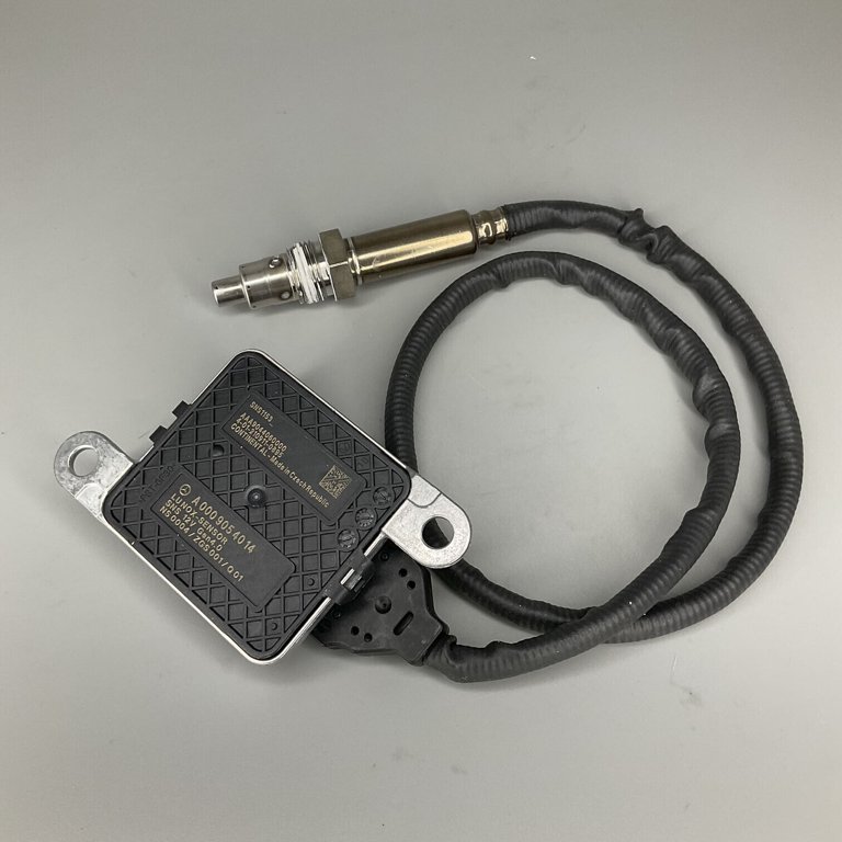Mercedes-Benz Nitrogen Oxide (NOx) Sensor A0009054014 for