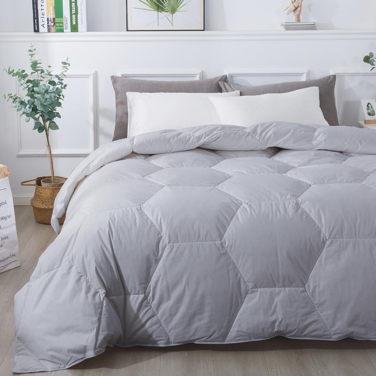 Ultra Soft Hypoallergen Details about   COMOOO All Season Down Alternative Comforter Queen Size