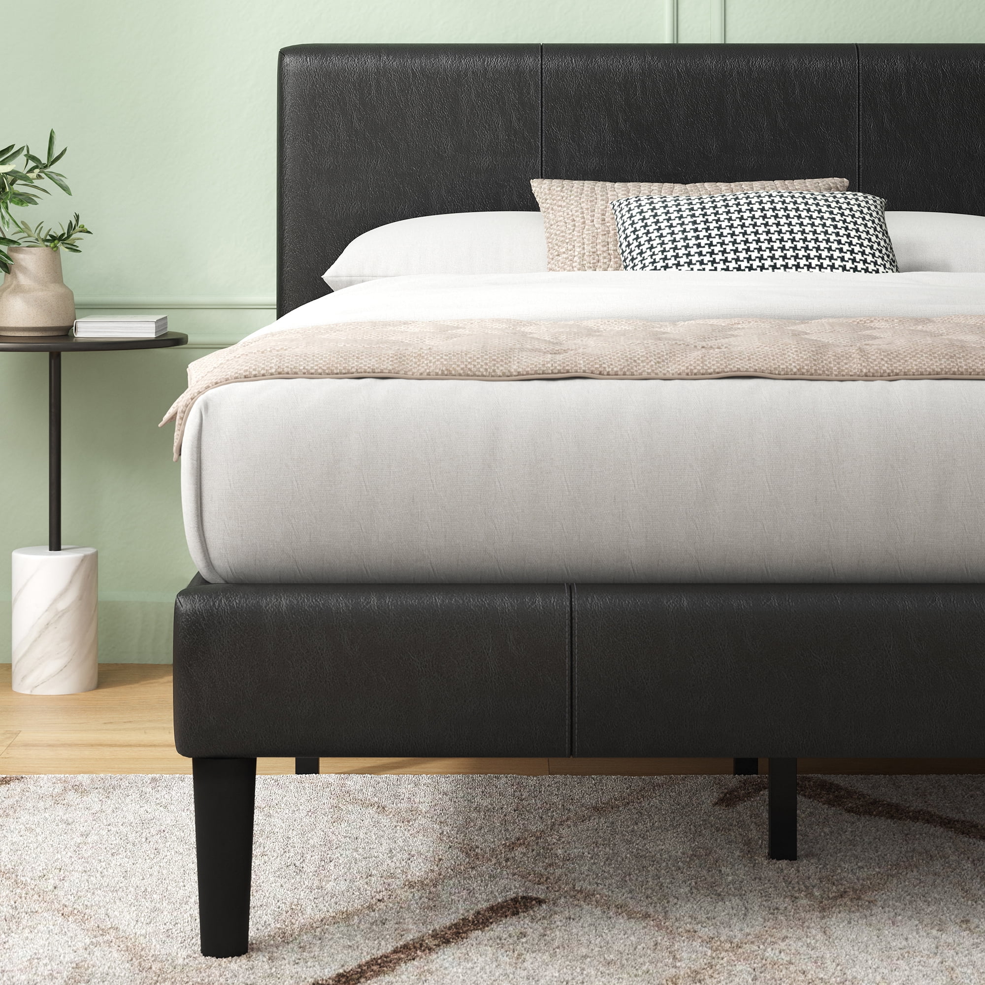 Zinus Gerard Faux Leather Platform Bed Frame, Twin