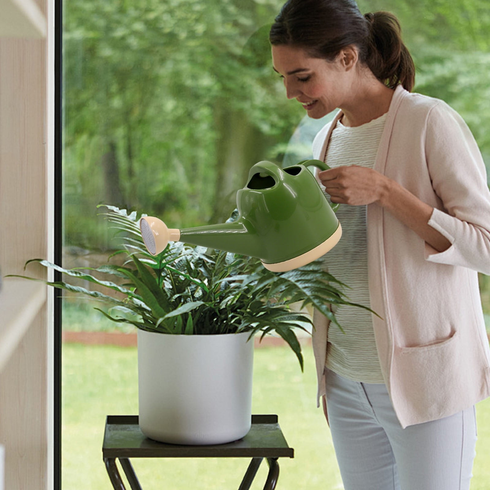Large Capacity Watering Can with Long Spout - Removable Sprinkler Head Garden Watering Pot for Indoor & Outdoor Plants, Modern Plastic Watering Can for Flowers
