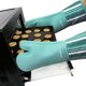 thumbnail image 3 of Alselo Manoplas De Silicona Para Horno Resistentes Al Calor, Guantes De Cocina Extralargos De 550 Grados, Agarraderas Para Ollas Con Impermeables Y Antideslizantes Para Hornear, Cocinar, Barbacoa, Mic, 3 of 5