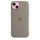 thumbnail image 2 of Funda para teléfono Apple iPhone 15 Plus de silicona con MagSafe, color arcilla, 2 of 5