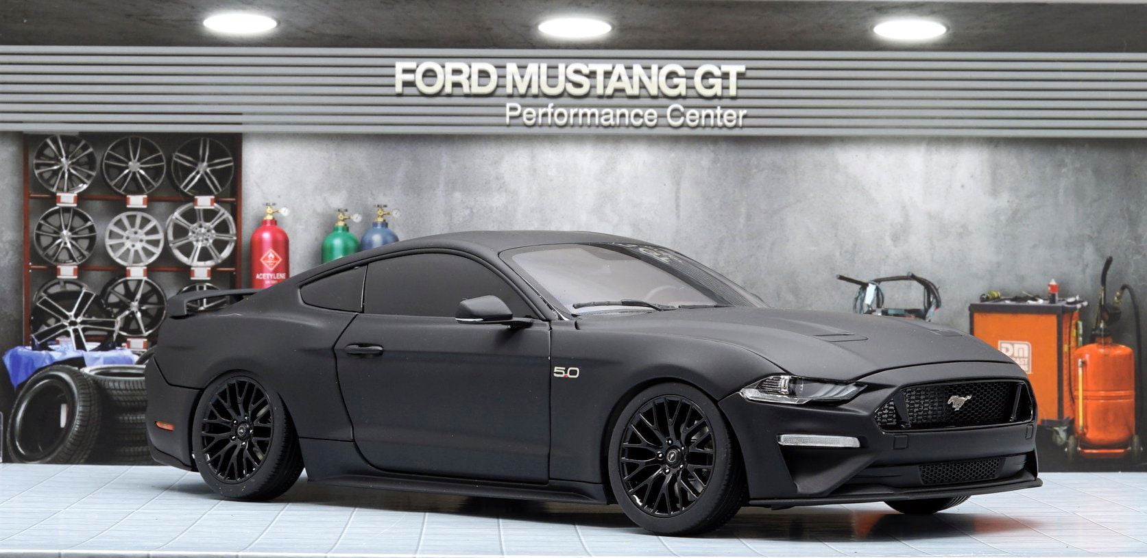 2019 mustang gt diecast