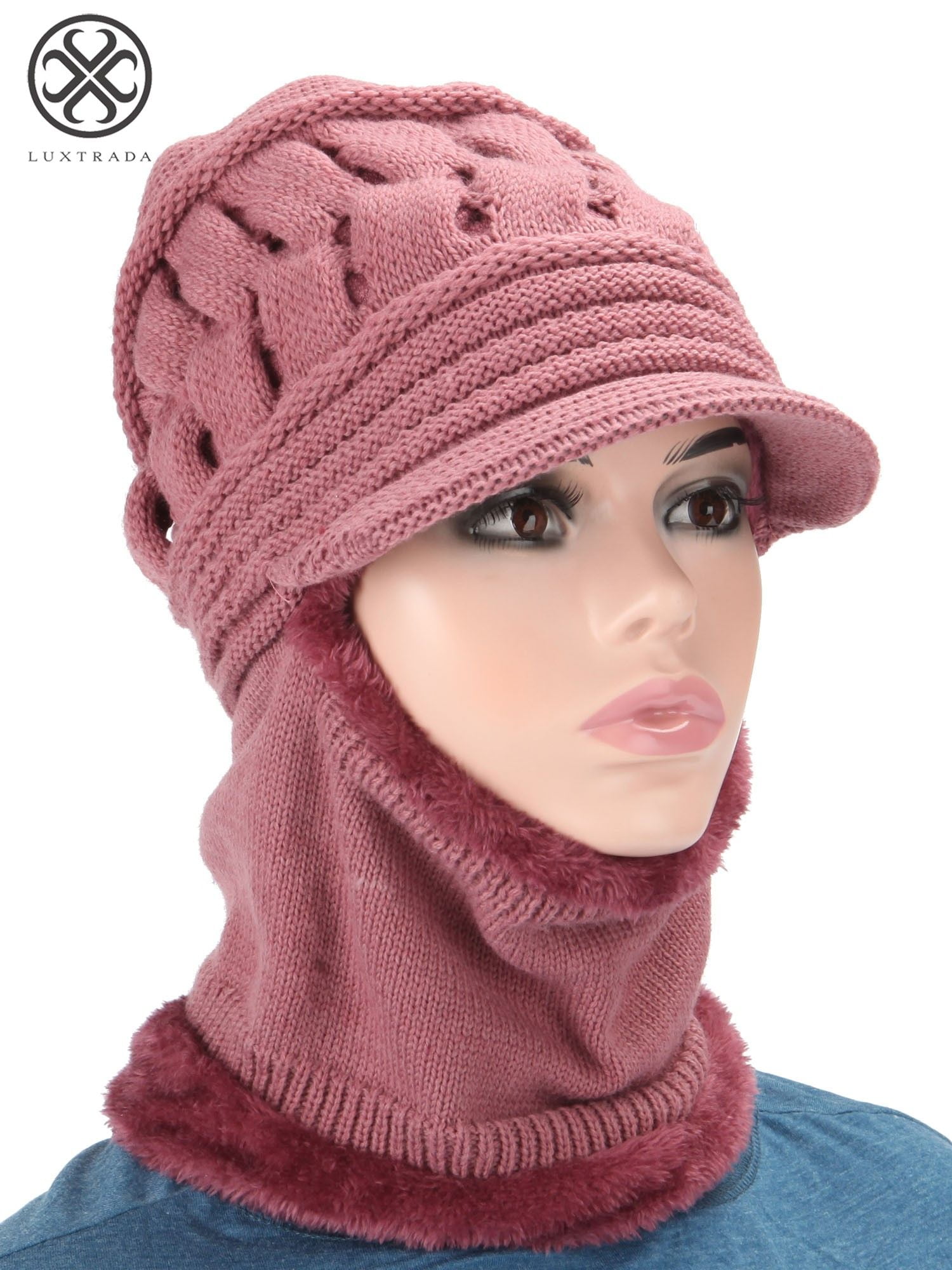 womens knitted bobble hat