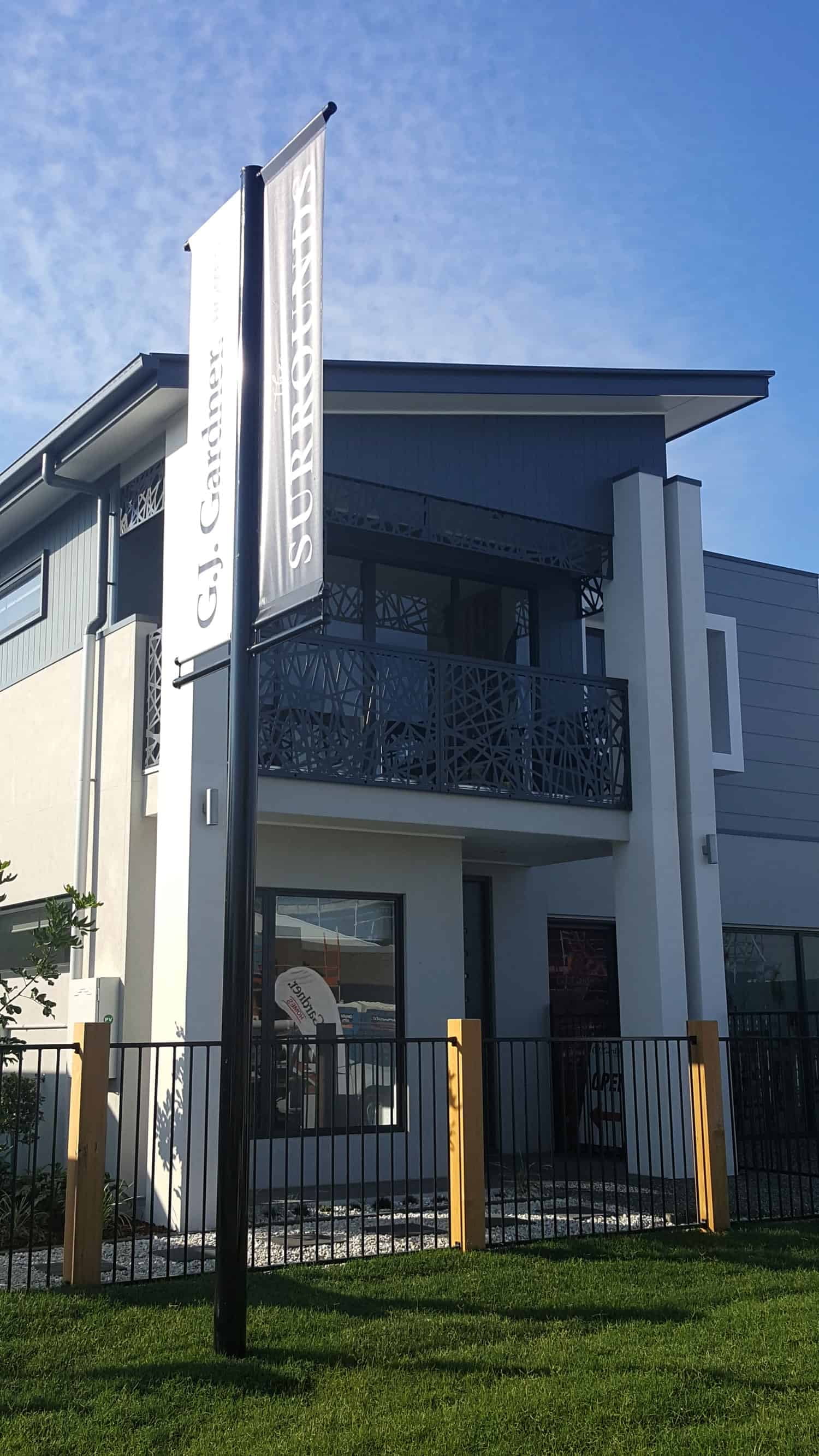 Metal Privacy Screen, Laser Cut Decorative Steel Privacy Panel Metal