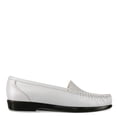 thumbnail image 2 of SAS Womens Simplify Silver Cloud, 2 of 7