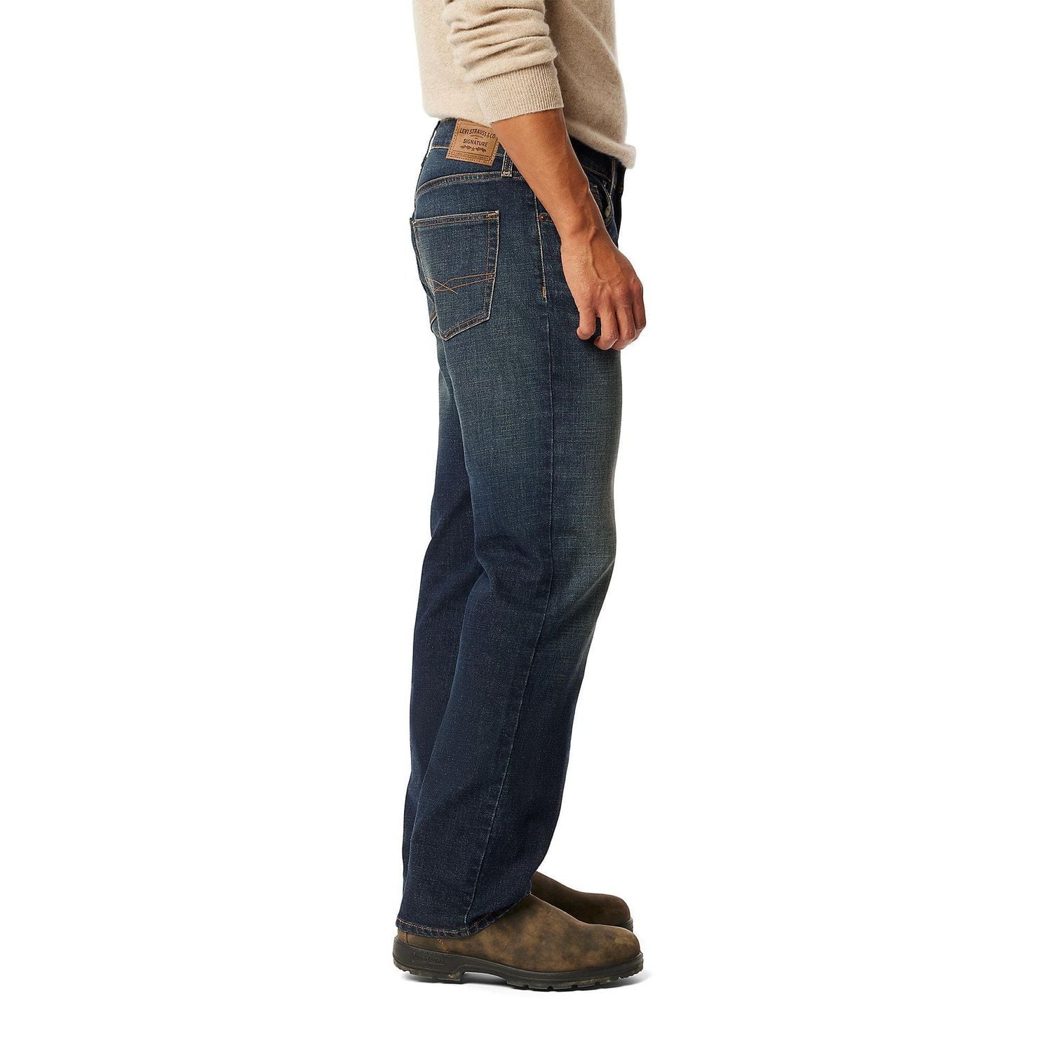 Levi Strauss Signature™ Men’s Relaxed Fit Jeans