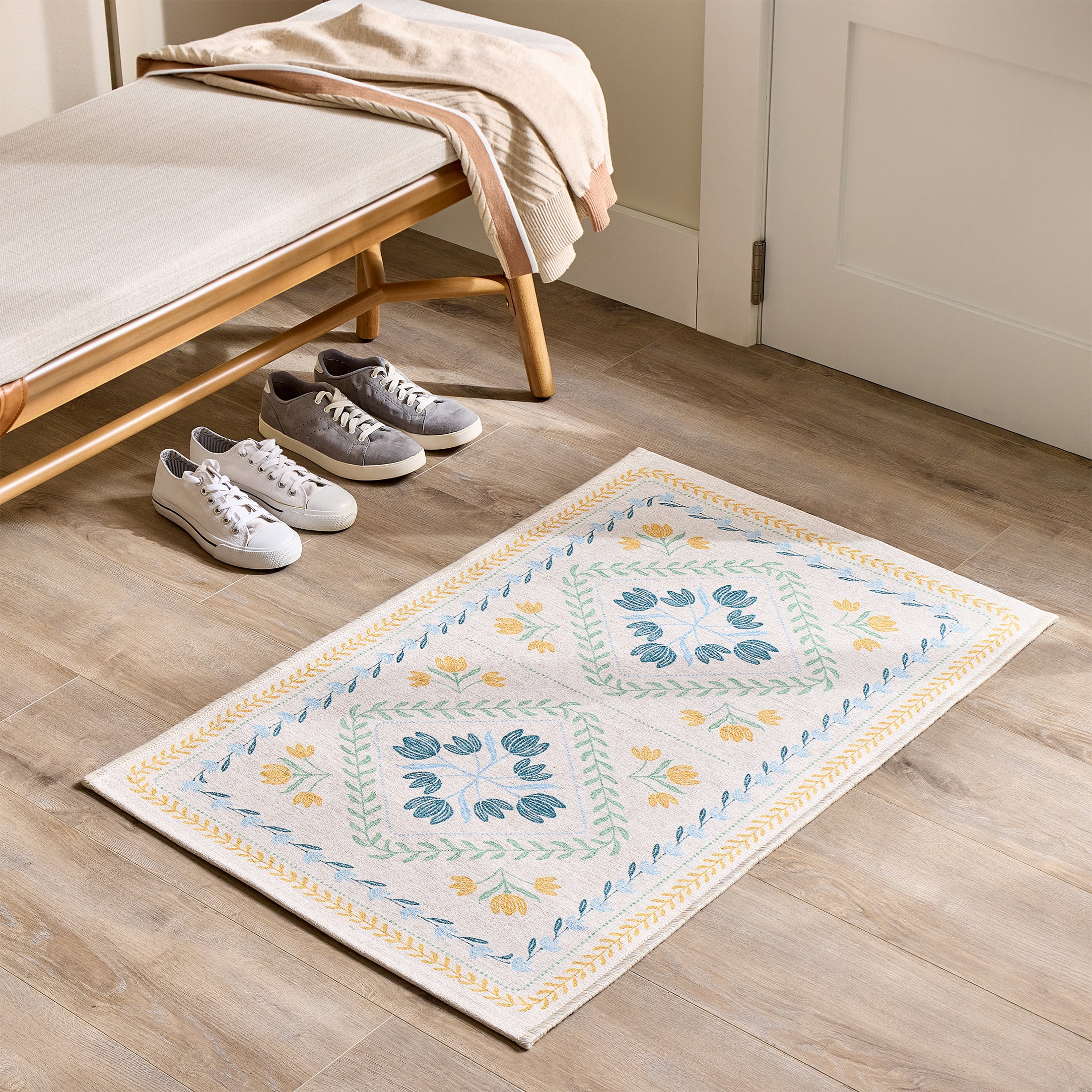 Better Homes & Gardens Blue & Yellow Soliel Floral 24" x 36" Accent Rug