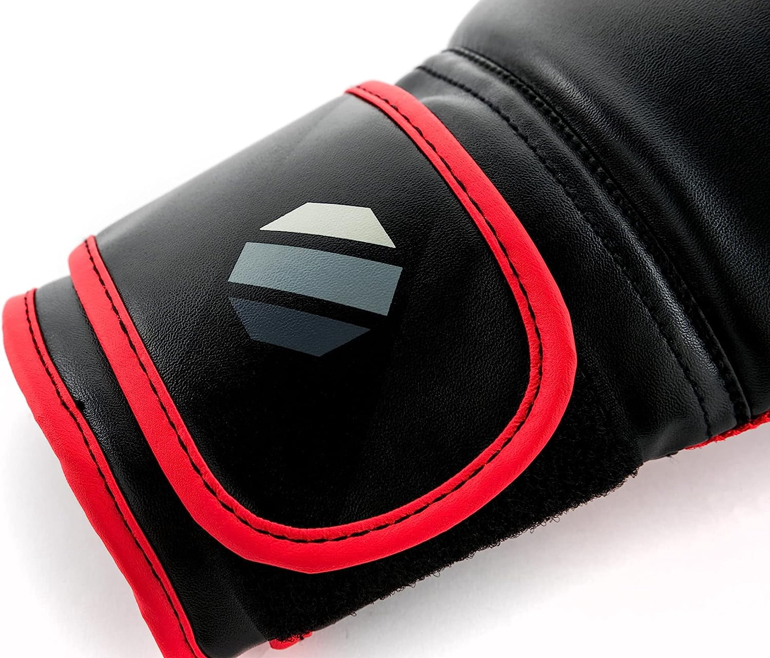 UFC Youth Vanquish Training Gloves - 10oz, Black - Beginner Level MMA & Boxing Gloves with Multi-Layer Foam Padding, 360 Strap, and Breathable VaporVent Mesh Palm