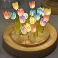 thumbnail image 3 of Lámpara LOGAZOO Tulip Night Light con cúpula de cristal de 10 cm, 3 of 5