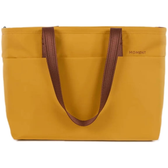 Moment Everything 19L Tech Tote, Workwear