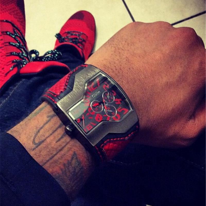 Luxury Leather Sports Watches for Men with Two Time Zone and Quartz Movement - Perfect for Outdoor Activities and Business Trips