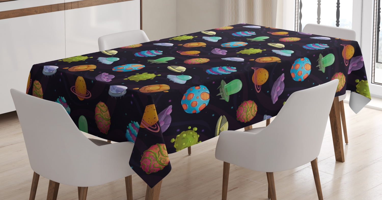 Space Tablecloth, UFOs and Fantastic Gas Giant Alien