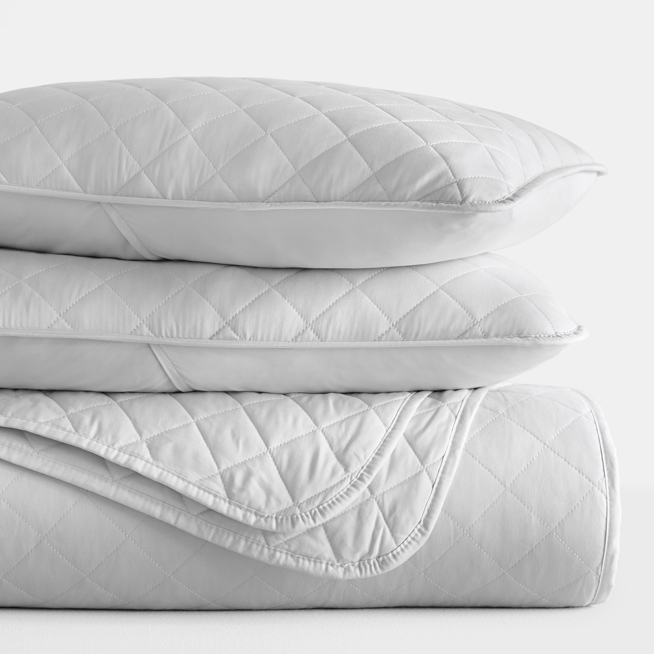 Noble Linens 3-Piece Light Gray Diamond Quilt Set, Twin / Twin XL