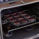thumbnail image 5 of Juego de 2 moldes para muffins Sincero de silicona antiadherentes para 24 muffins negro, 5 of 5