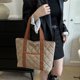 thumbnail image 3 of Bolso de celosía de diamantes para mujer, bolso de invierno de ocio para niñas de Color de contraste de gran capacidad, 3 of 6