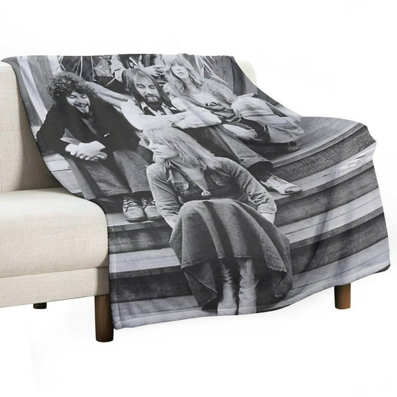 Fleetwood Mac Vintage Aesthetic Poster Luxury Flannel Blanket - Super Soft Anti-Static Plush Warm Blanket for Sofa Bed - Extra Large Cozy Blanket for Men and Women, Home Decor Gift.