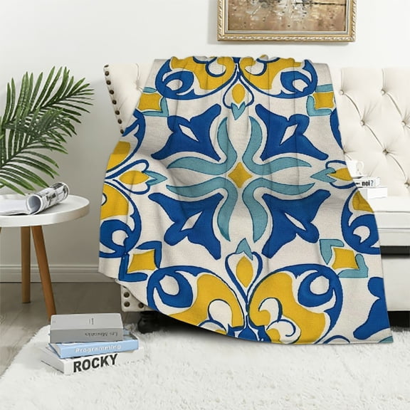 Pratyus Arabesque Print Throw Blanket For All Seasons Lightweight Cozy Blanket Gifts For Kids Boys Perfect for Home Use and Outdoor Activities 40x50in
