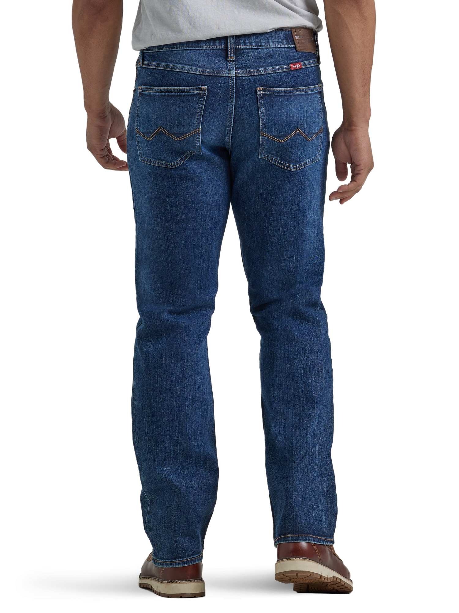 Wrangler Men's Straight Fit Jean with Stretch